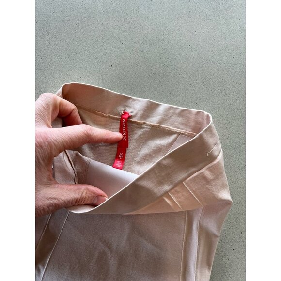 Spanx Love Your Assets Women's Small S Beige High Waist Shaping Short Shaper - Picture 3 of 4